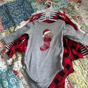 Lot of 5 infant girls 9-12 months Hudson Baby body suits
4 new 1 used